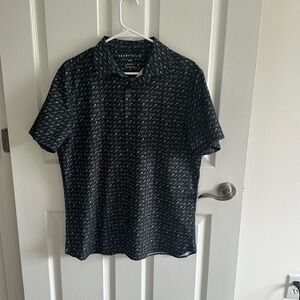 Perry Ellis short sleeve button down.